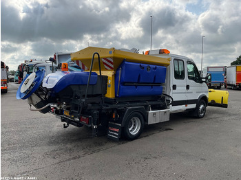 Truk bajak salju Iveco Daily 70C17 Nido zoutstrooier: gambar 4