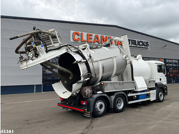 Truk vakum MAN TGS 26.320