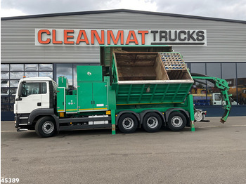 Truk vakum MAN TGS
