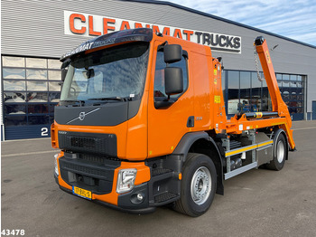 Truk skip loader VOLVO FE