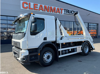 Truk skip loader VOLVO FE