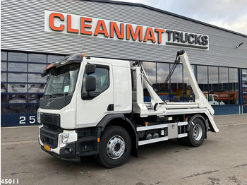 Truk skip loader VOLVO FE