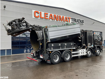 Truk vakum VOLVO FM 400