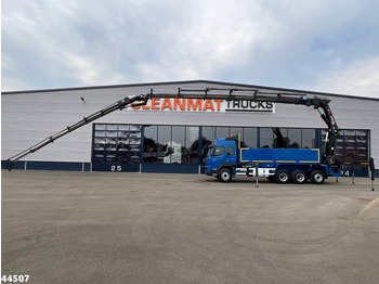 Truk derek VOLVO FMX 450
