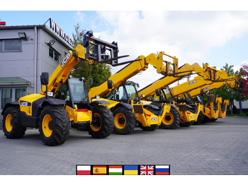 Loader depan teleskopik JCB