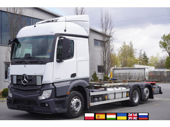 Pengangkut kontainer/ Container truck MERCEDES-BENZ Actros 2545