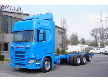 Truk sasis SCANIA R 650