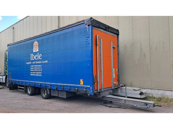 Trailer kotak tertutup