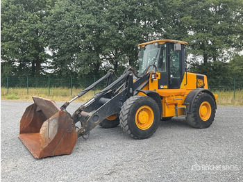 Wheel loader JCB