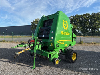 Baler bulat JOHN DEERE 2000 Series