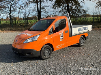 Truk flatbed 2021 Nissan e-NV200 4x2 Electric Flatbed Truck: gambar 3