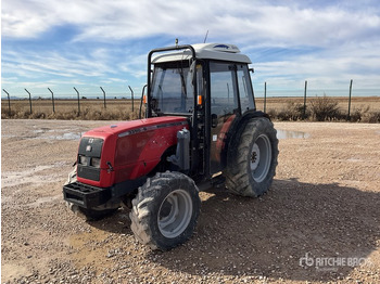Traktor MASSEY FERGUSON 3000 series