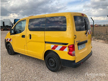 Bus mini NISSAN