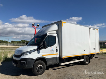 Truk box IVECO Daily 70c18