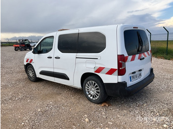Bus mini TOYOTA Proace