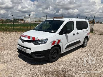 Van panel TOYOTA Proace