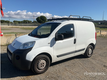 Van pengiriman FIAT Fiorino