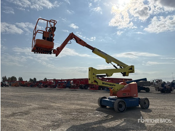 Boom artikulasi JLG E450AJ