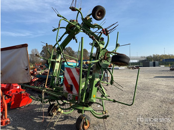 Tedder/ Menyapu KRONE KW