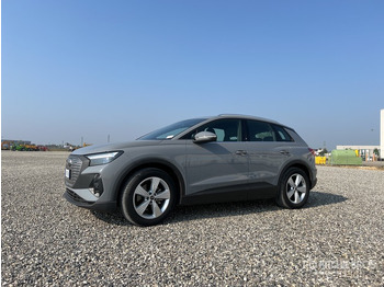Mobil SUV AUDI