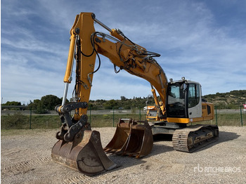 Ekskavator perayap LIEBHERR R 916