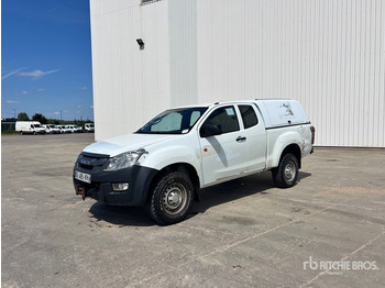 Truk pikap ISUZU