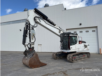 Ekskavator perayap LIEBHERR R 926