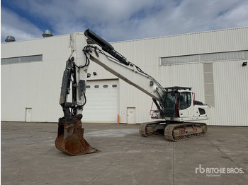 Ekskavator perayap LIEBHERR R 924