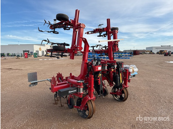 Mesin pengolahan tanah LEMKEN