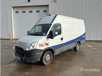 Van pengiriman IVECO Daily 35s11