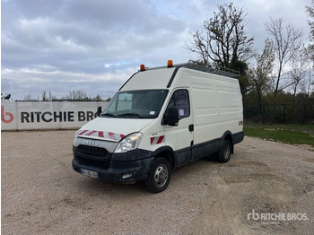 Van pengiriman IVECO Daily 35c13