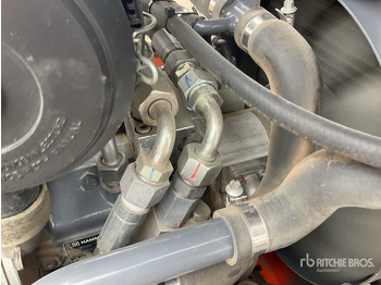 Roller jalan 2018 Hamm HD8VV Double Drum Roller: gambar 5