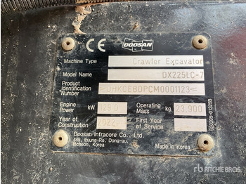 Ekskavator perayap DOOSAN DX225LC-7