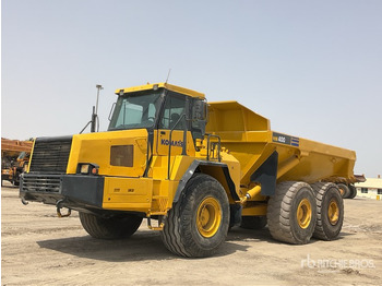 Tempat sampah artikulasi KOMATSU HM400