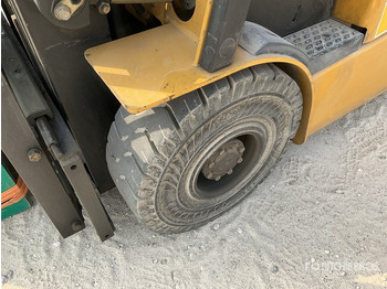 Forklift listrik 2015 Cat EP25K-PAC 2.5 ton Electric Forklift: gambar 5 Forklift listrik 2015 Cat EP25K-PAC 2.5 ton Electric Forklift: gambar 5