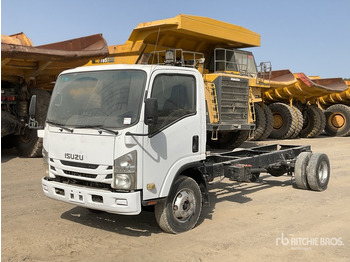 Truk sasis ISUZU