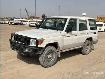Mobil SUV TOYOTA Land Cruiser