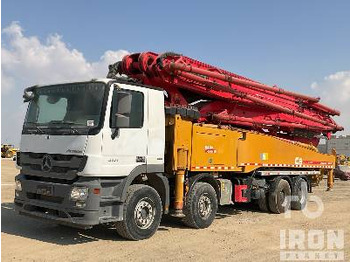 Truk pompa beton SANY