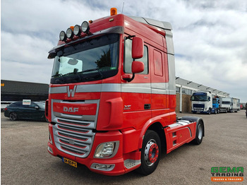 Tractor head DAF XF 460