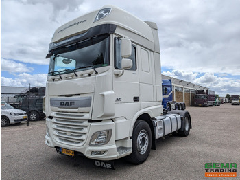 Tractor head DAF XF 460