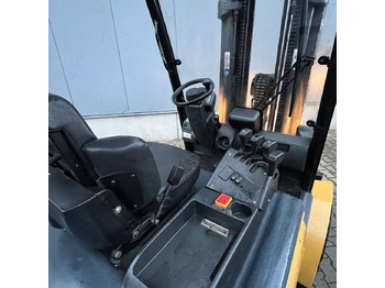 Forklift listrik Caterpillar EP50: gambar 4