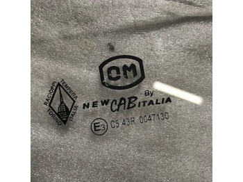 Kabin dan interior untuk Peralatan untuk menangani material baru Glass for Komatsu/Fiat: gambar 3