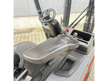 Forklift listrik Linde E25L (387): gambar 3