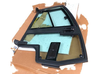 Pintu dan bagian NISSAN