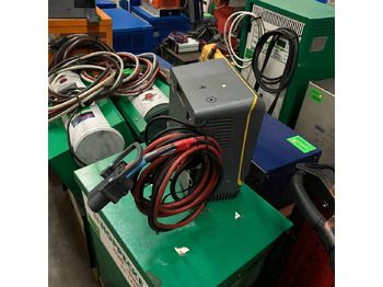 Suku cadang untuk Peralatan untuk menangani material Hawker 24V/70A: gambar 5 Suku cadang untuk Peralatan untuk menangani material Hawker 24V/70A: gambar 5