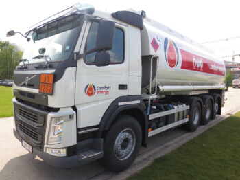 Truk tangki VOLVO FM