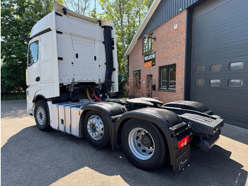 Tractor head Mercedes-Benz Actros 2545 6X2 Bigspace Gestuurde voorloopas NL Truck 375.020KM: gambar 3