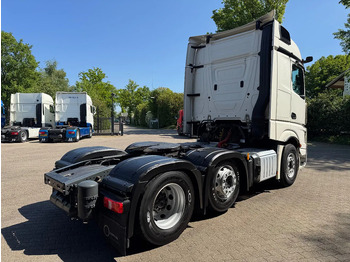 Tractor head Mercedes-Benz Actros 2545 6X2 Bigspace Gestuurde voorloopas NL Truck 375.020KM: gambar 4