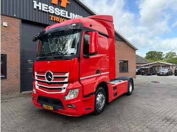 Tractor head MERCEDES-BENZ Actros 1842