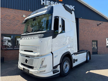 Tractor head VOLVO FH 500